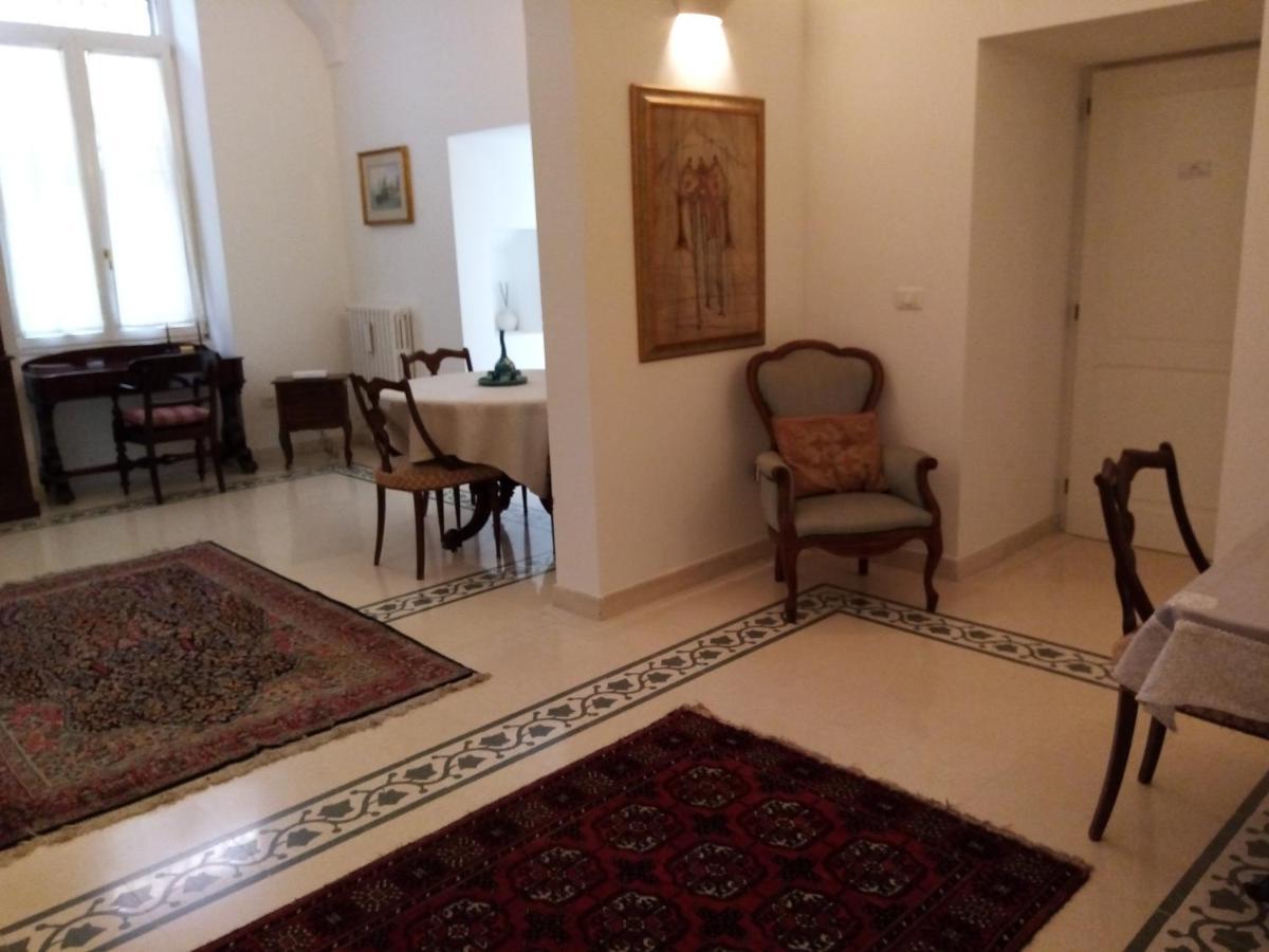 Dimora Storica Le Perle Bed & Breakfast Lecce Exterior foto
