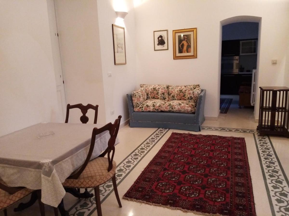 Dimora Storica Le Perle Bed & Breakfast Lecce Exterior foto