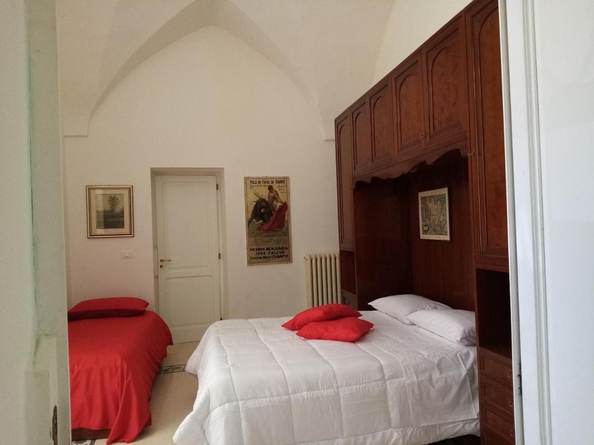 Dimora Storica Le Perle Bed & Breakfast Lecce Exterior foto