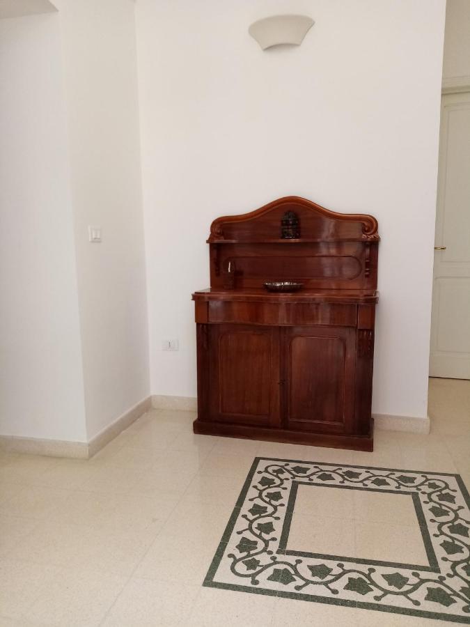 Dimora Storica Le Perle Bed & Breakfast Lecce Exterior foto