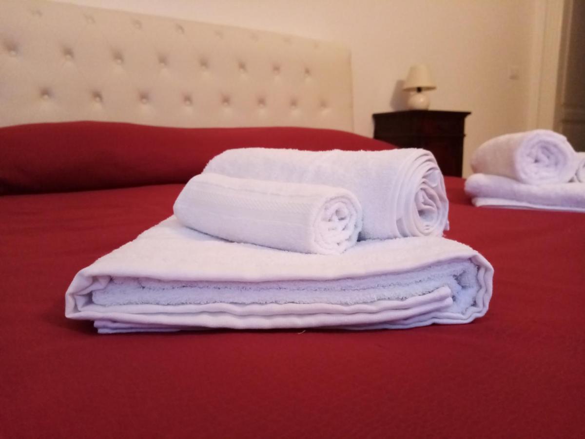 Dimora Storica Le Perle Bed & Breakfast Lecce Exterior foto