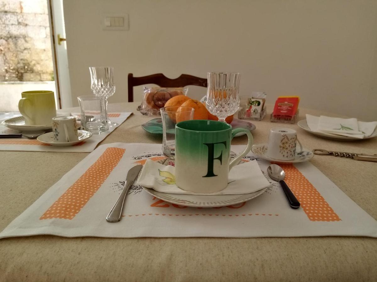 Dimora Storica Le Perle Bed & Breakfast Lecce Exterior foto