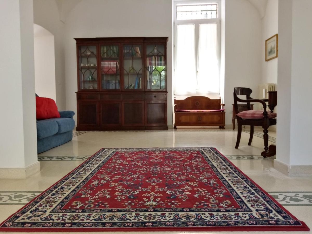 Dimora Storica Le Perle Bed & Breakfast Lecce Exterior foto