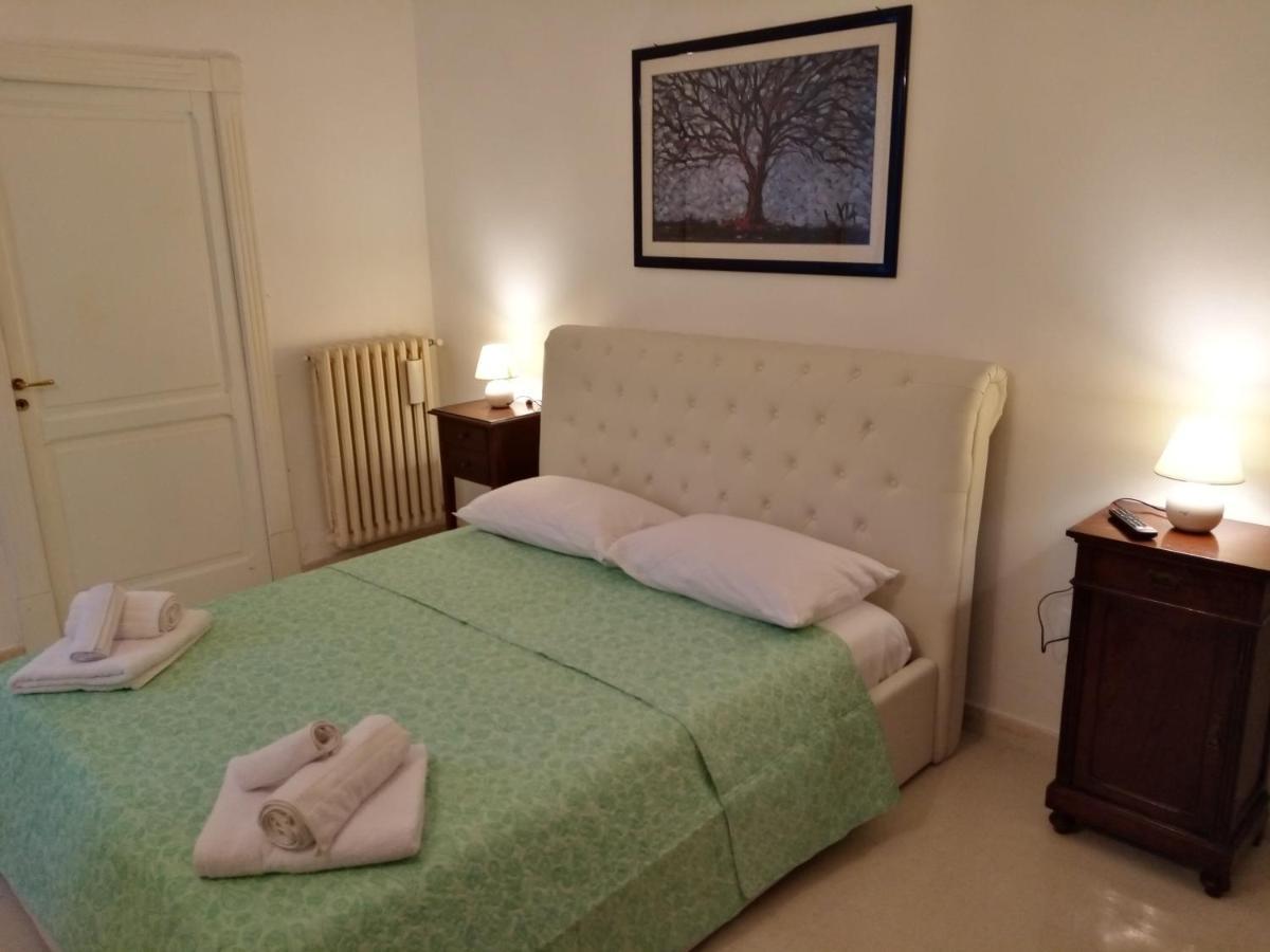 Dimora Storica Le Perle Bed & Breakfast Lecce Exterior foto