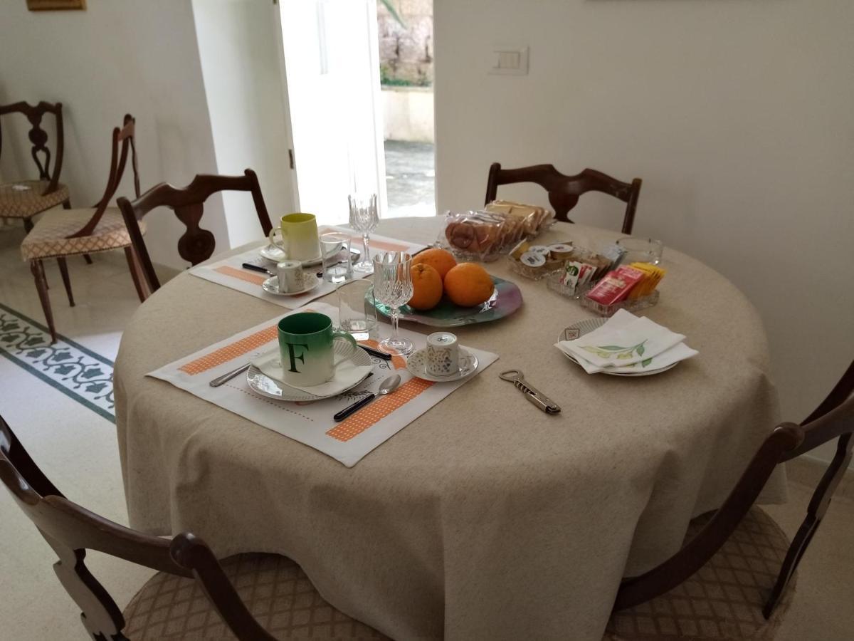 Dimora Storica Le Perle Bed & Breakfast Lecce Exterior foto